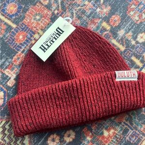 Duluth Trading Co Maroon Knit Hat